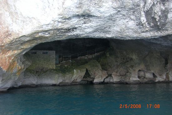 http://www.cavebase.de/